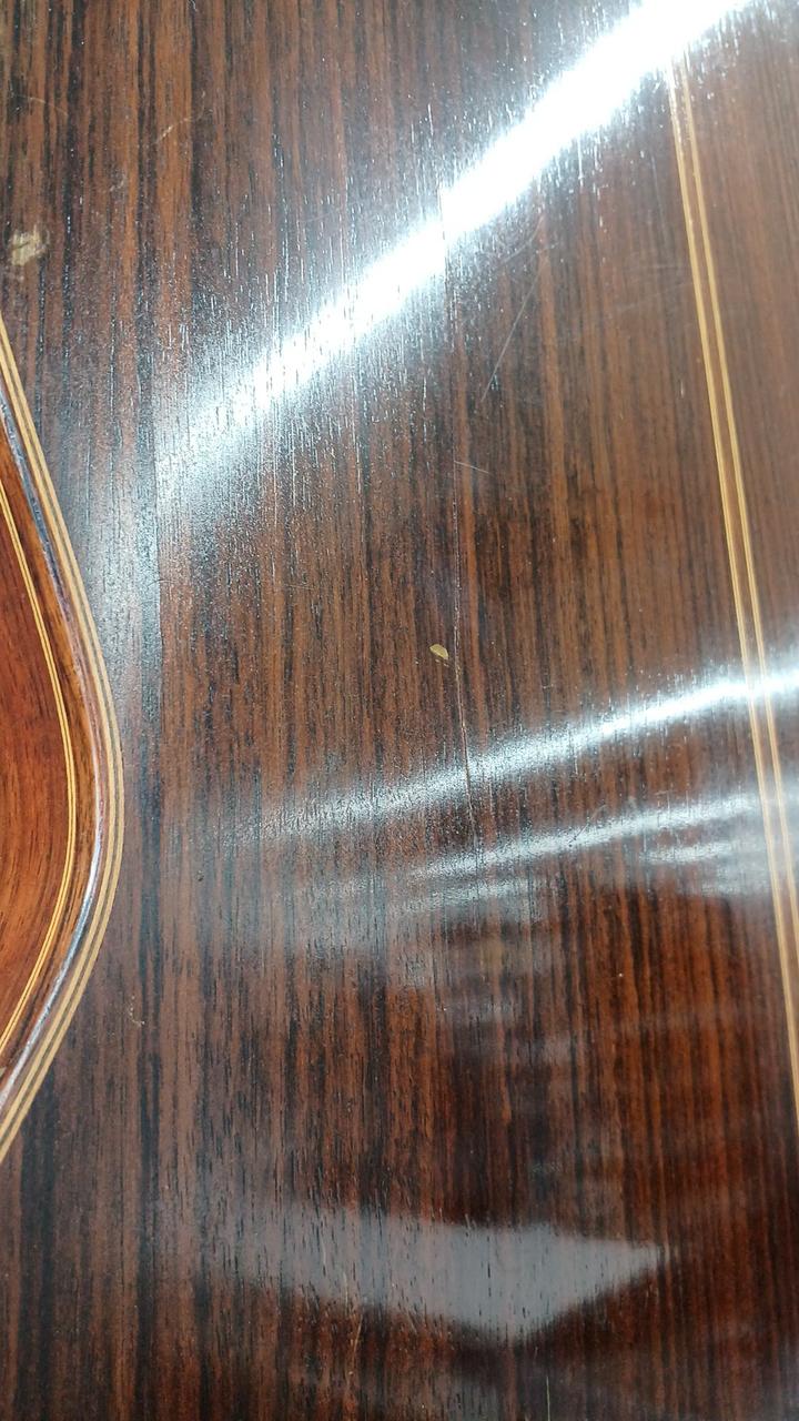 クラックあります。