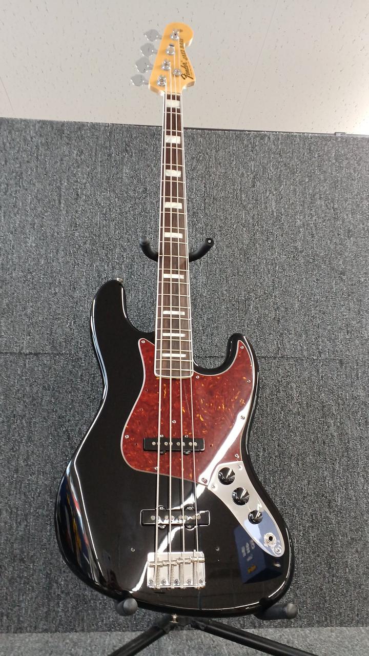 フェンダーUSA standard ジャズベース used】Fender USA American Standard Jazz Bass 3 Color