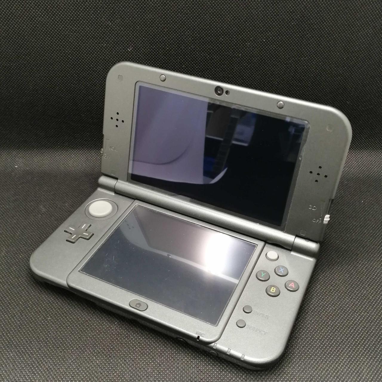 Nintendo New Nintendo 3DS LL Handheld Gaming Console