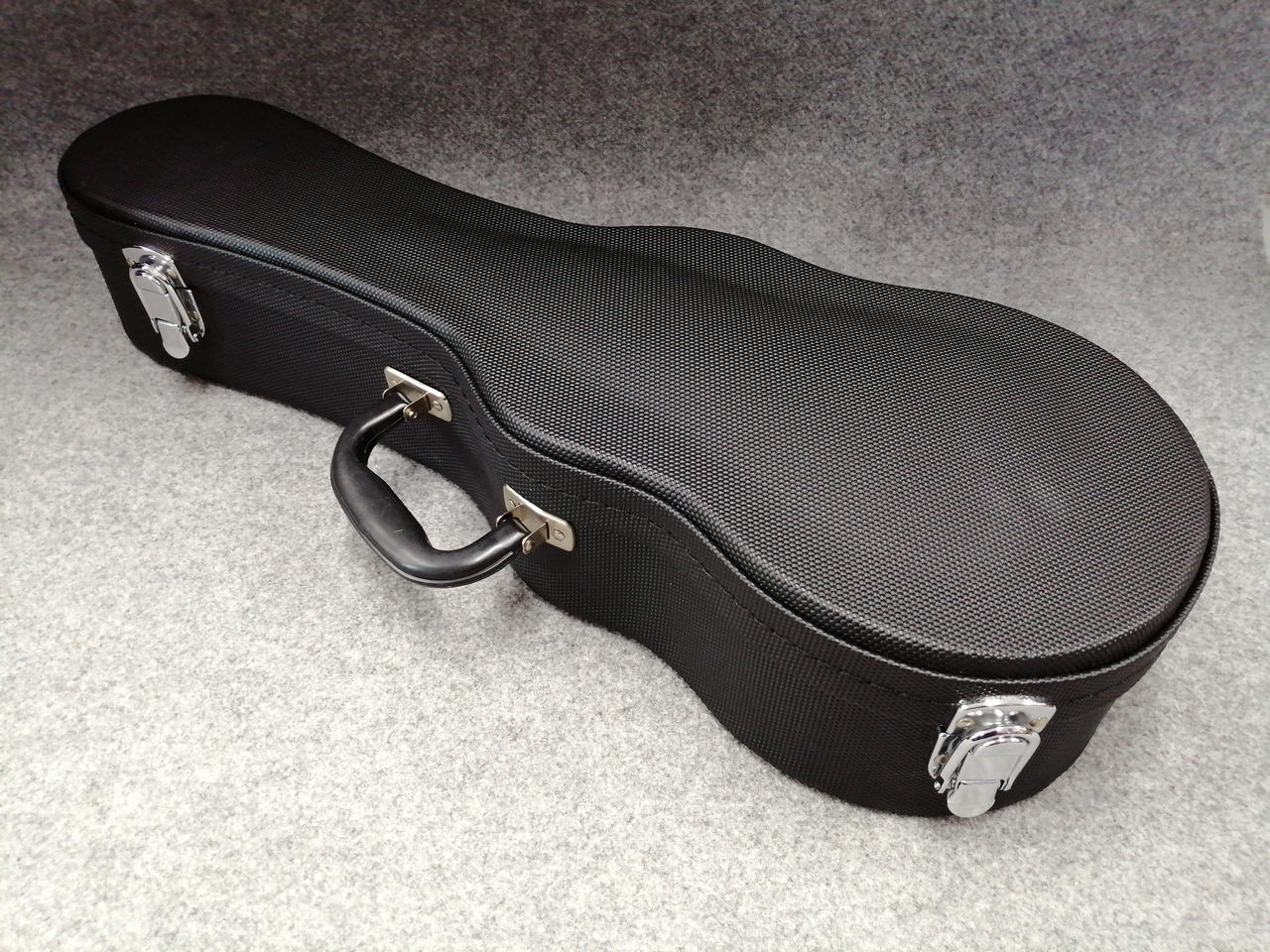 ケース汚れ多数あり