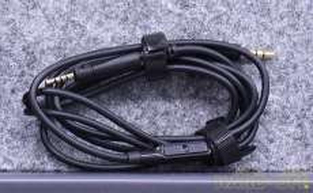 1.2mケーブルはリモートとMICを内蔵