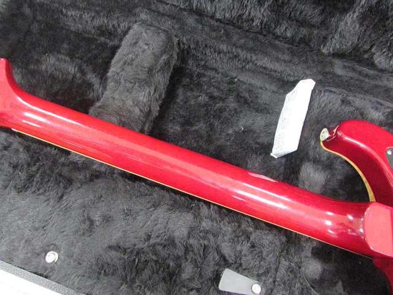 ネック裏くもって見えますがぴかぴかです