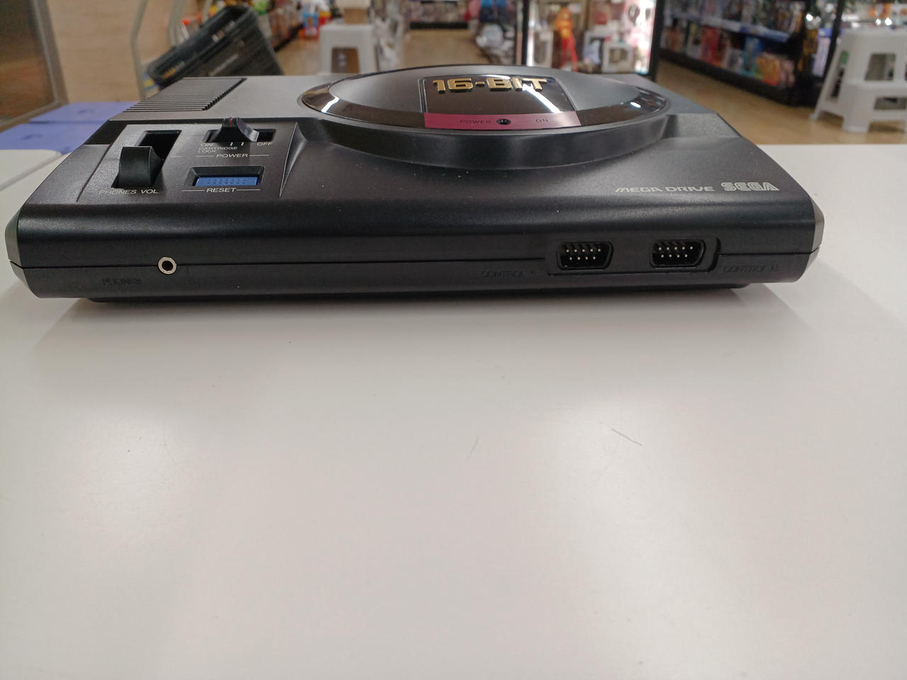 SEGA - 中古美品 メガドライブ+1 セガ(SEGA)|メガドライブ+1|HARDOFFオフモール（オフモ