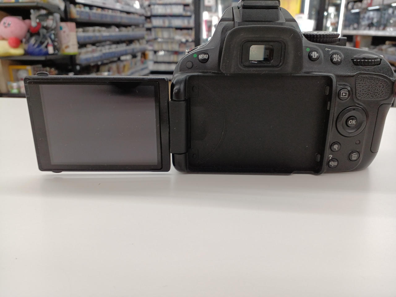 Nikon D5100 一眼レフ フルセット 美品 a4504 ニコン Nikon D5100 300mm ダブルレンズセット カメラ レンズ