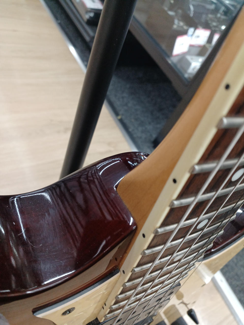 アイバニーズ(IBANEZ)|エレキギター|【ハードオフ公式通販】オフモール