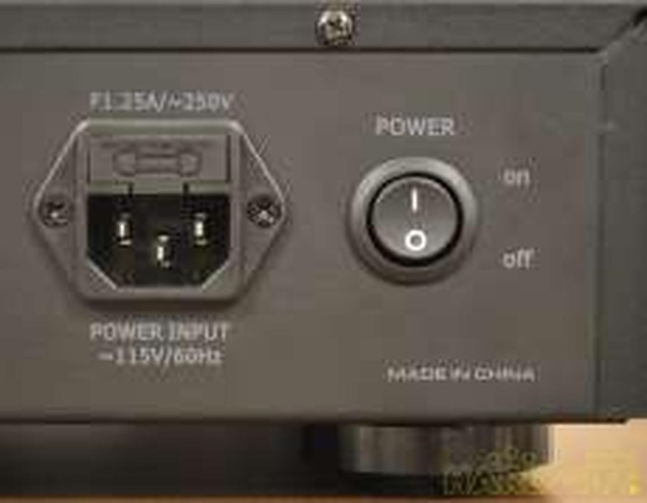 防振用の足も特徴です