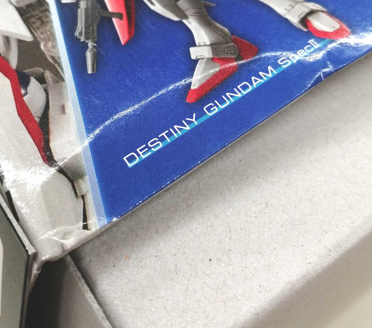 箱傷み有り。