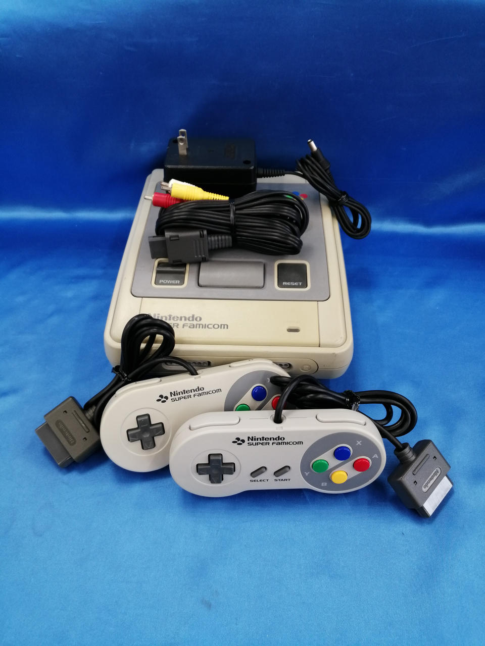 本体ヤケあります