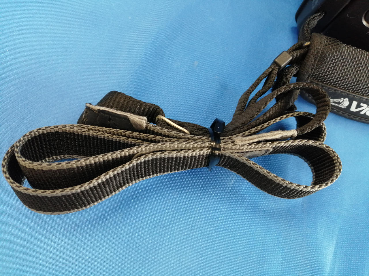 ストラップ劣化あります