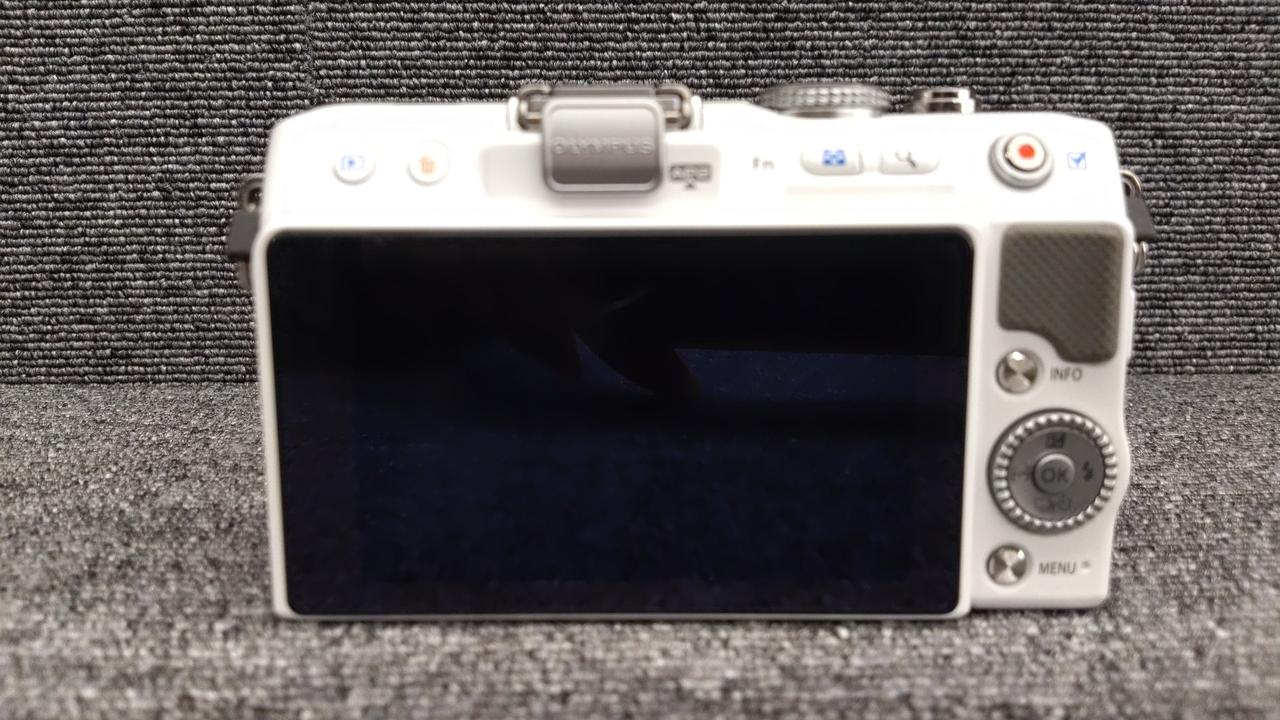 OLYMPUS|ミラーレスカメラ|HARDOFFオフモール（オフモ）|2011130000006781