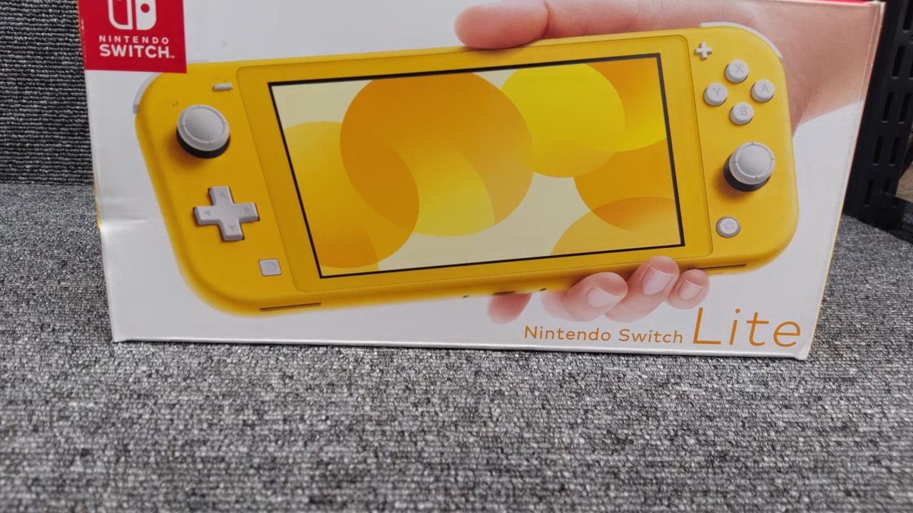 SWITCH LITE