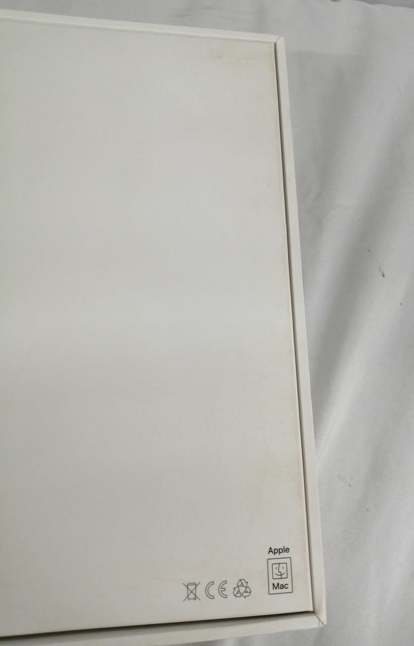 ※箱汚れ、変色有り