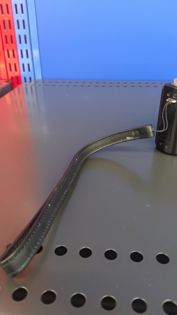 ストラップ痛みあり