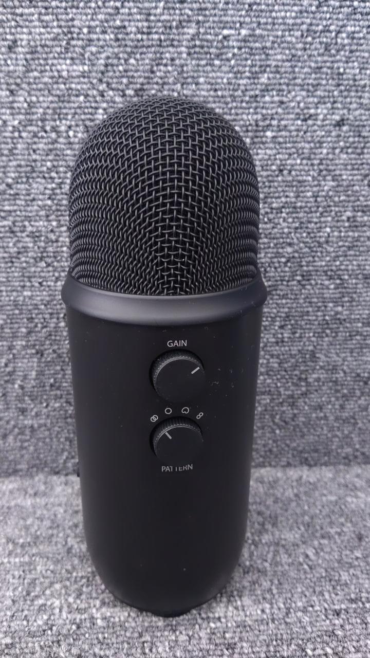 表面キズあり