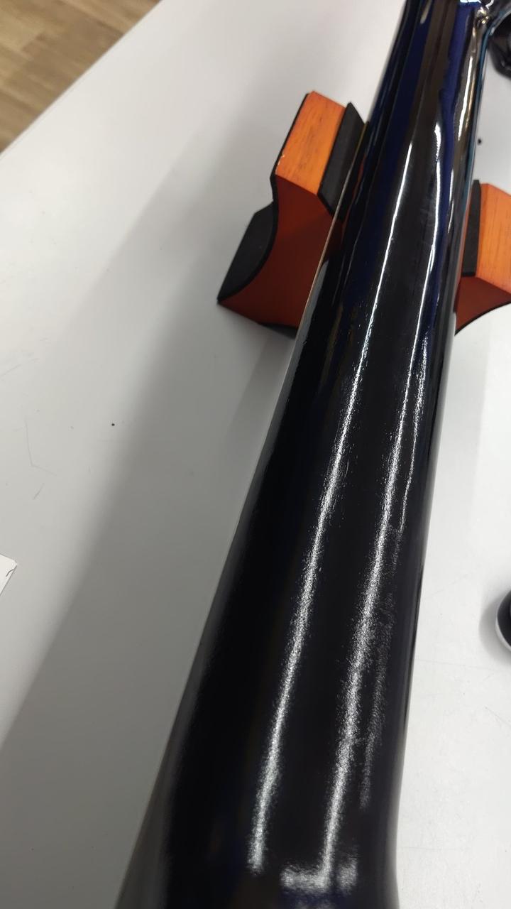 オリジナルと比較してグロス塗装