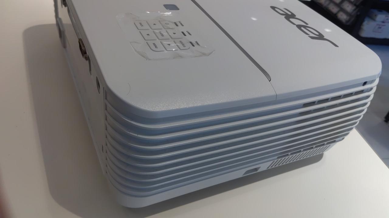 ACER|プロジェクター|【ハードオフ公式通販】オフモール|1011390000001223