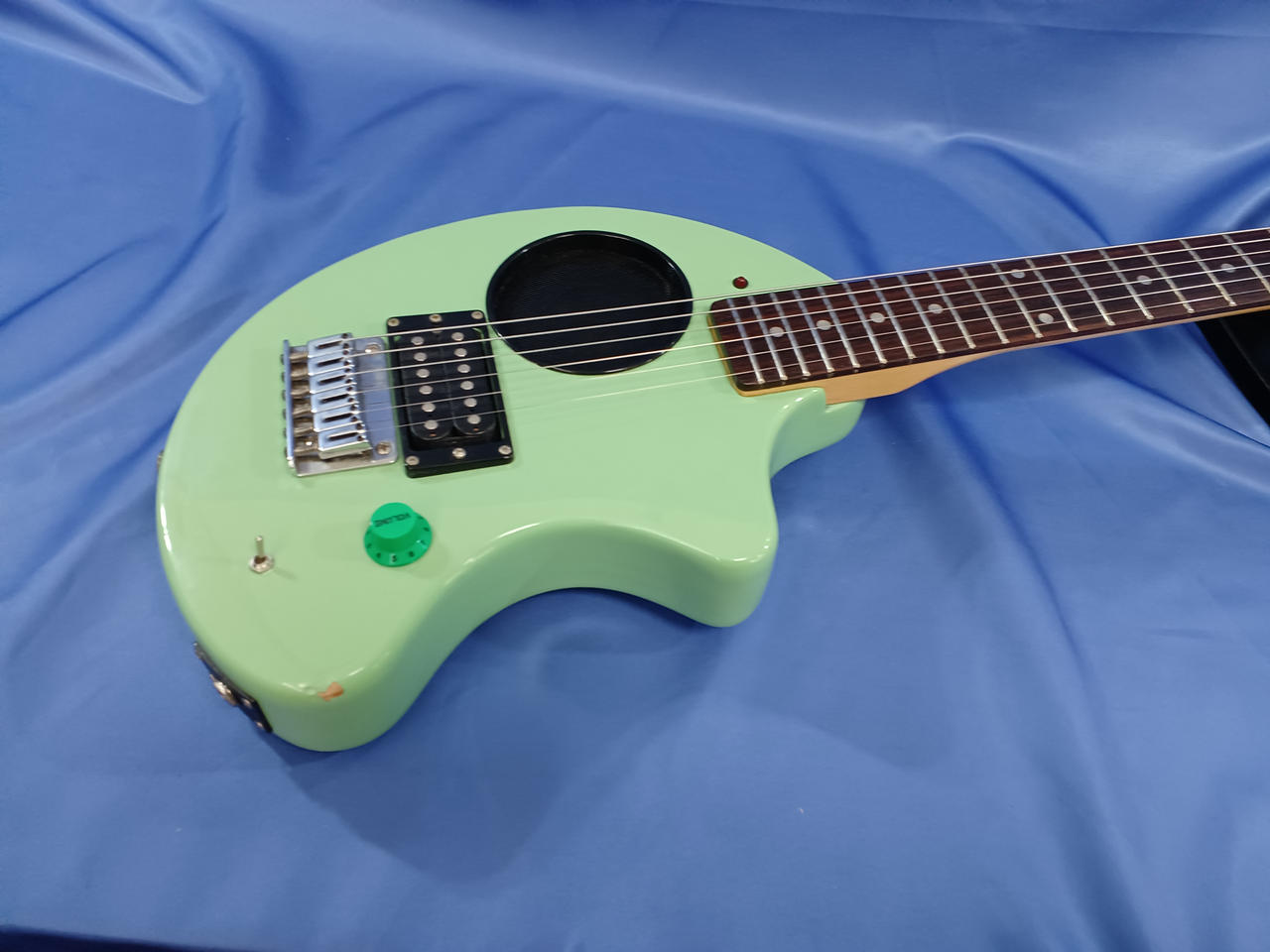 アルプスマーモット　Fernandes 　ギター Fernandes mg-80x hideモデル