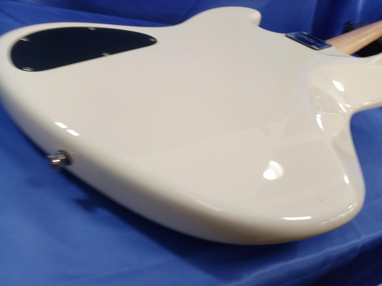 Crews maniac Sound エレキベース ホワイト Crews Maniac Sound NPB Rosewood ｜ Olympic White「夏の