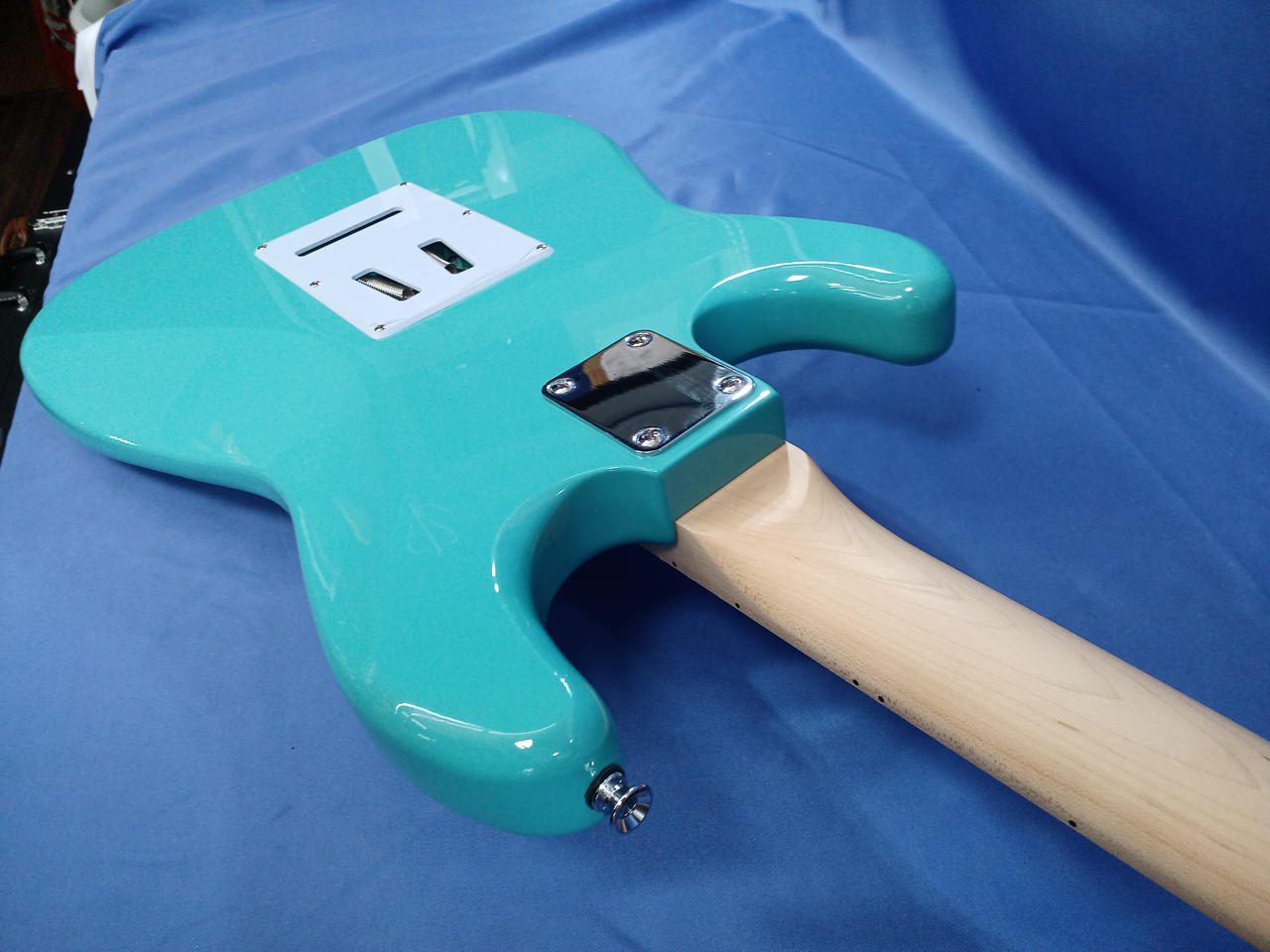 クレイマー Kramer エレキギター ストラトキャスター グリーン 美品 クレイマー Kramer エレキギター ストラトキャスター グリーン