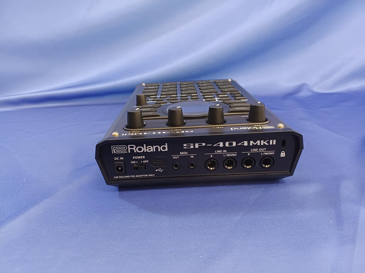 RolandAC-90美品　傷汚れほとんど無し 　販売終了モデル 生産完了]Roland R-88 8チャンネル・ポータブル・レコーダー