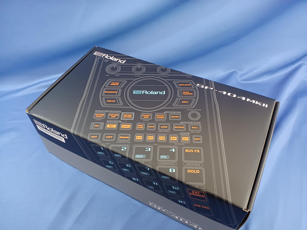 【新品】Roland社 スペイン産サフラン28.3g 新品】Roland社 スペイン産サフラン28.3g