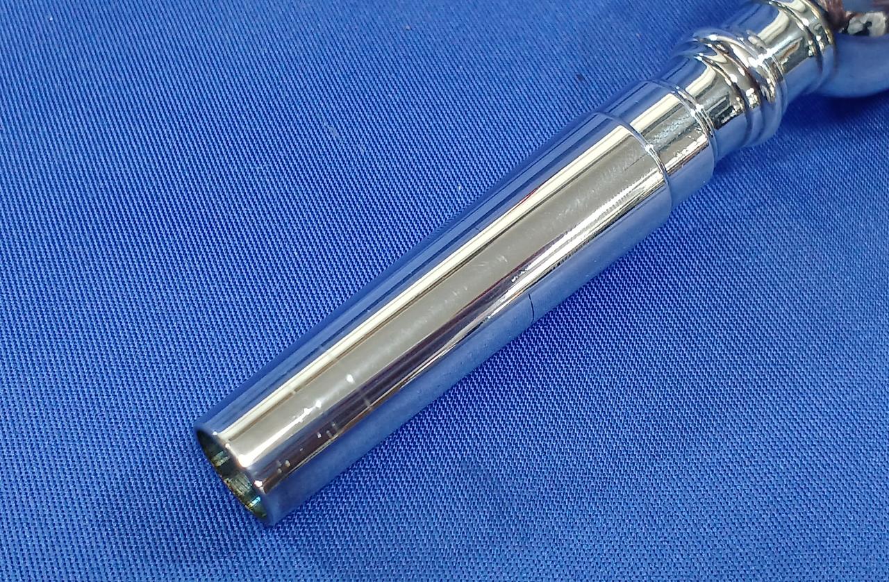 トランペットマウスピース　VINCENT BACH10B Vincent Bach ヴィンセント バック 10-1/2D トランペット マウス