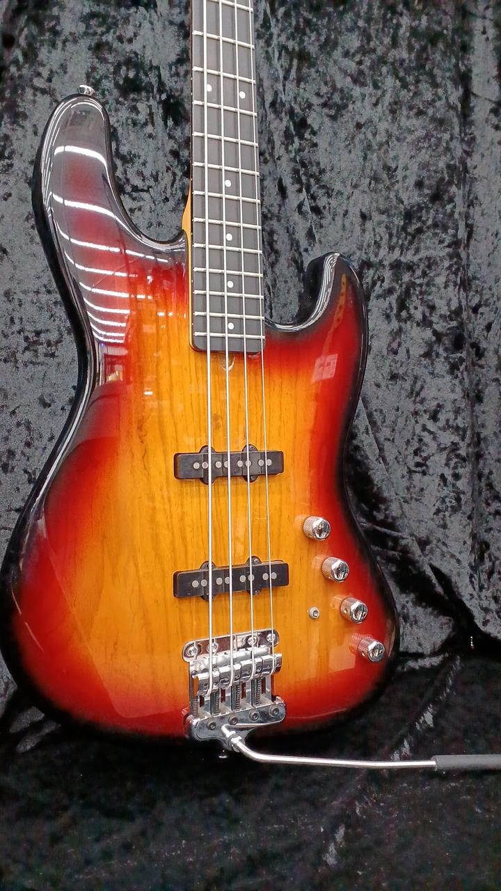 美品 メンテ済 Blade LEVINSON LIMITED アクティブ JB 美品！ Blade Limited LEVINSON 美品 メンテ済 Blade LEVINSON LIMITED