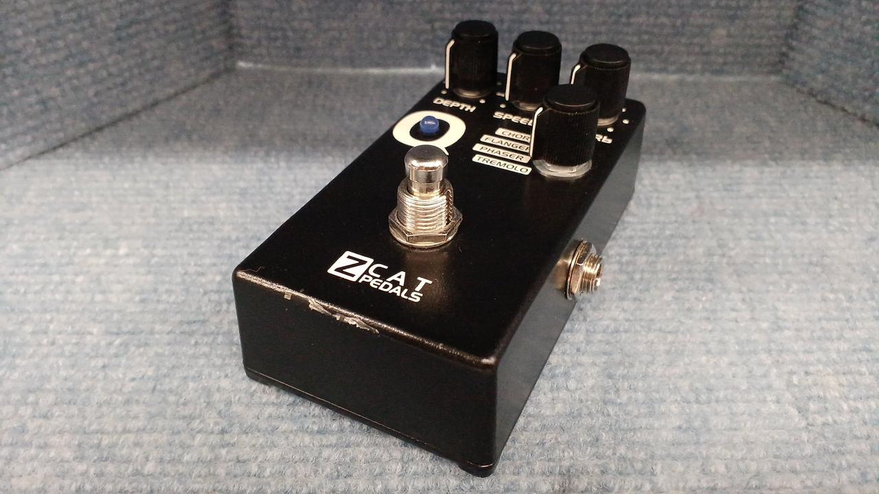 ZCAT PEDALS / Q-MOD モジュレーションマルチ zcat pedals Qmod Review - YouTube