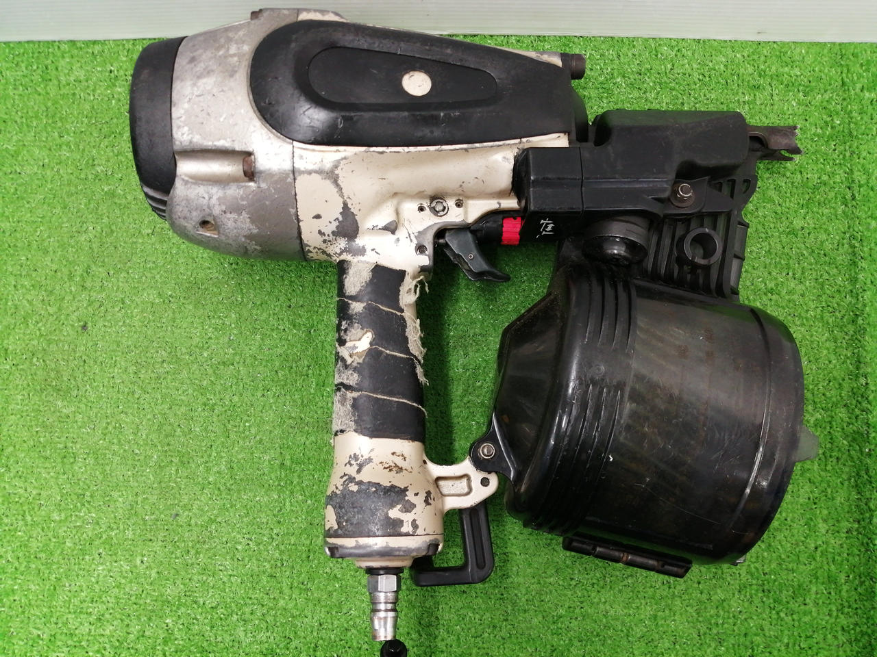 日立NV50AF NV50AF3 常圧釘打機 1台 HiKOKI(旧:日立工機) 【通販モノタロウ】