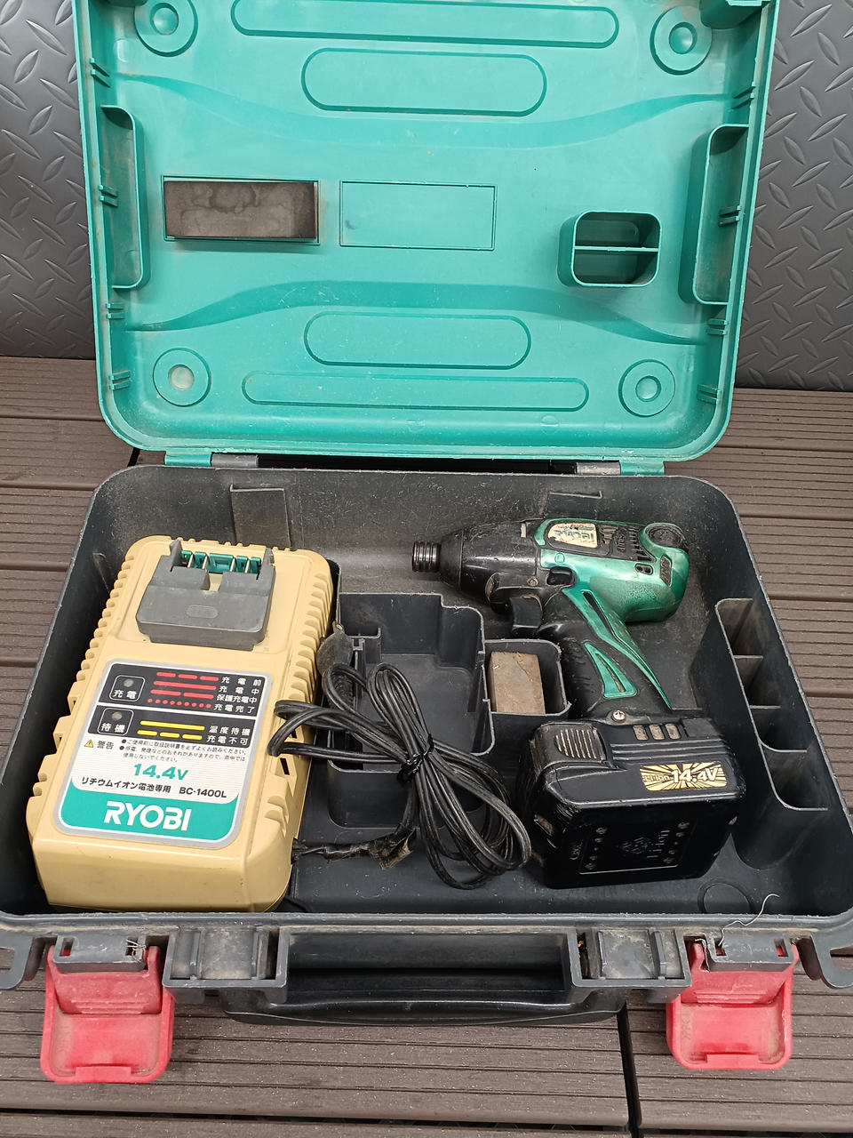 RYOBI - ★RYOBI 充電式インパクトドライバー　新品未使用★ Amazon | リョービ(RYOBI) 充電式インパクトドライバ 18V BID