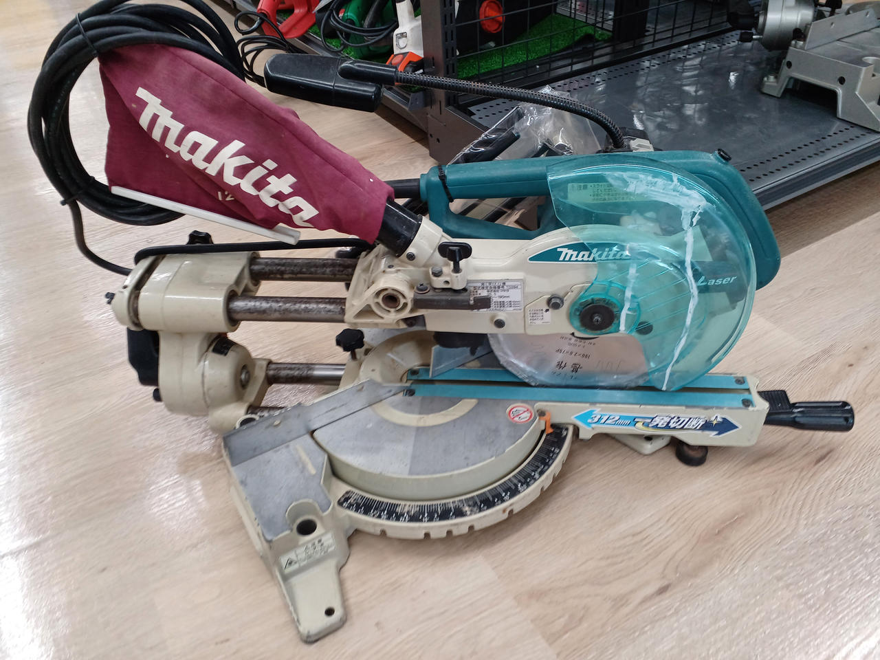 makita マキタ LS0715F スライドマルノコ 100V【野田愛宕店】【店頭