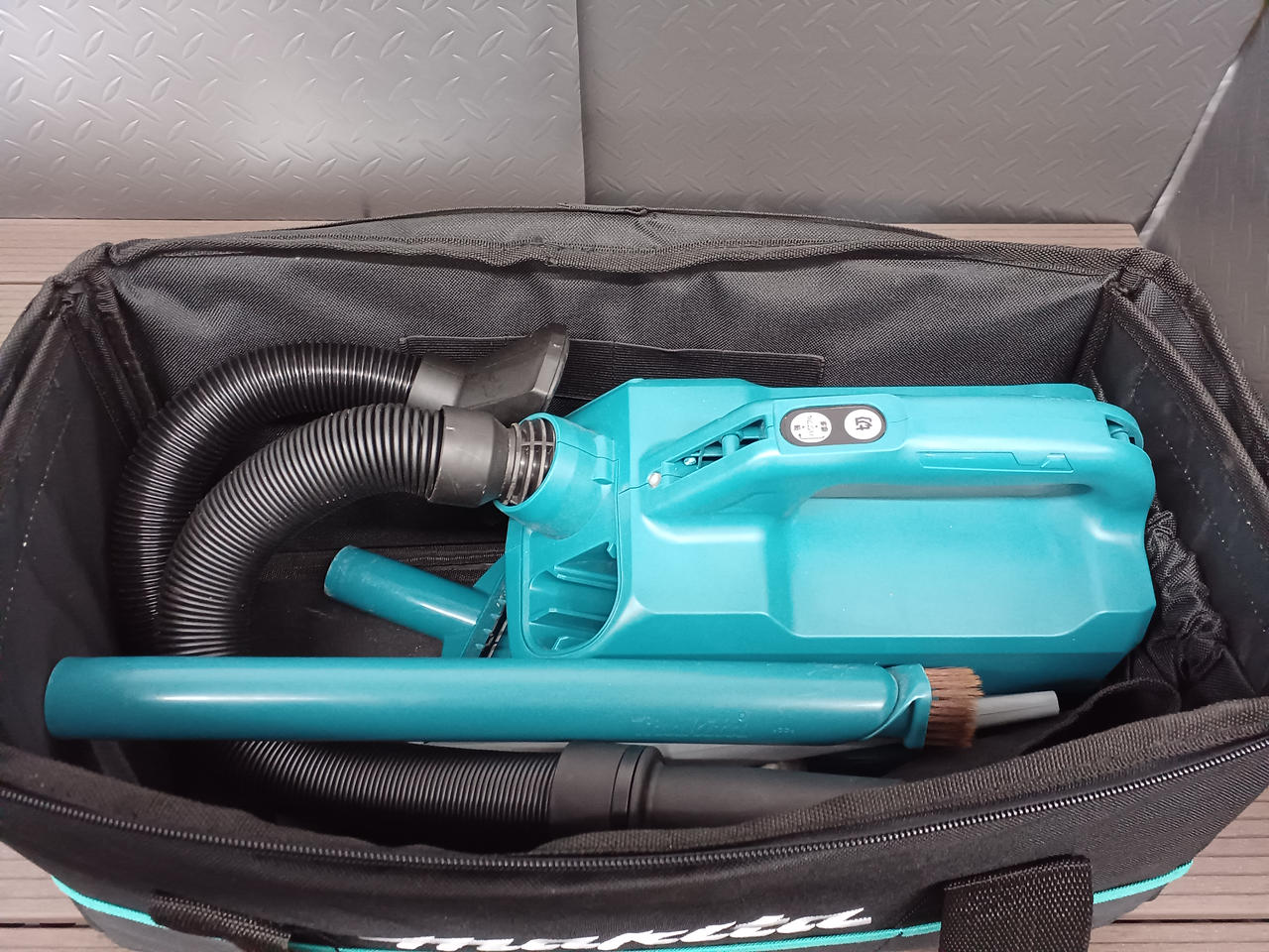 Makita CL184D コードレス掃除機 中古 マキタ(MAKITA)|充電式クリーナー|HARDOFFオフモール（オフモ