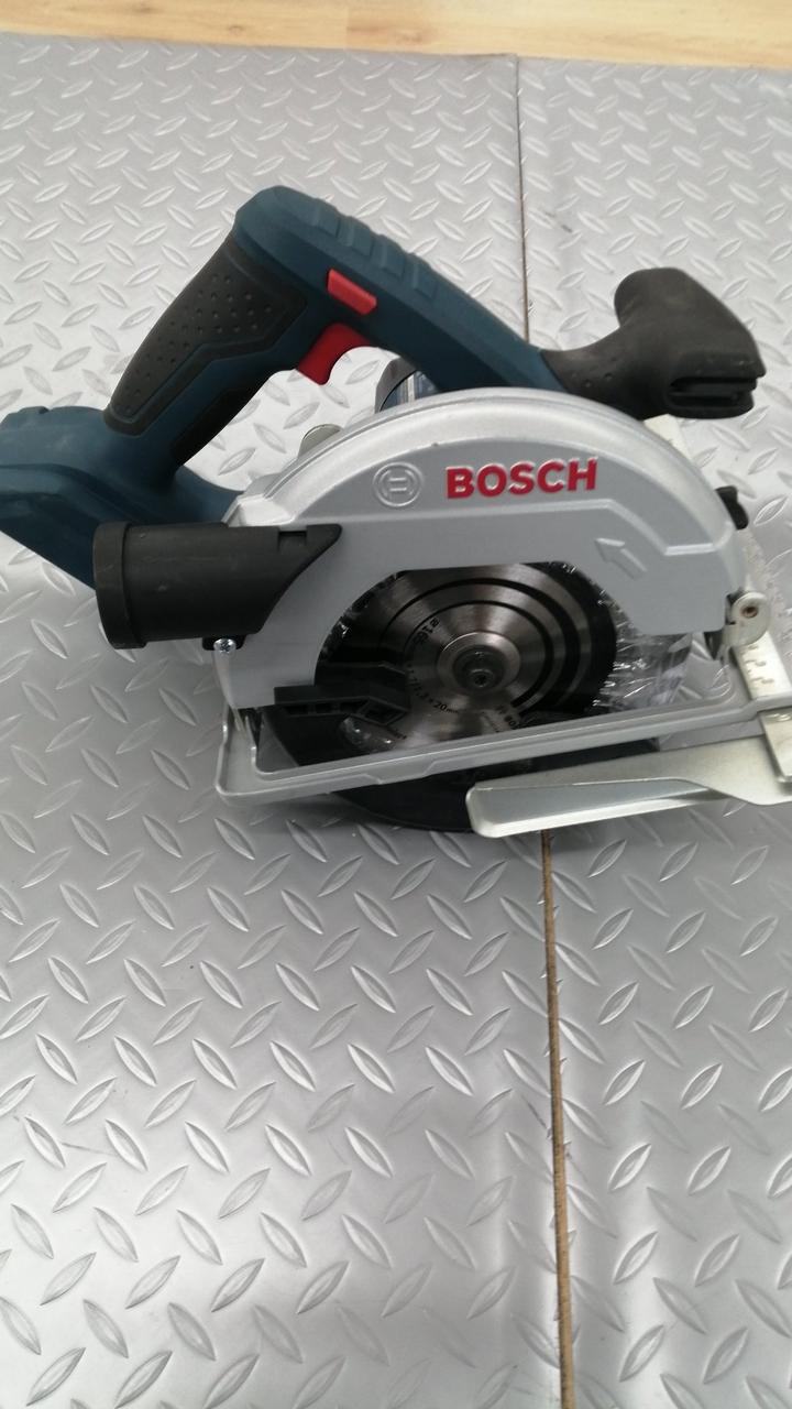 BOSCH - ボッシュ18V　充電丸ノコ Amazon.co.jp: ボッシュ(BOSCH) 18V コードレス丸のこ (本体のみ