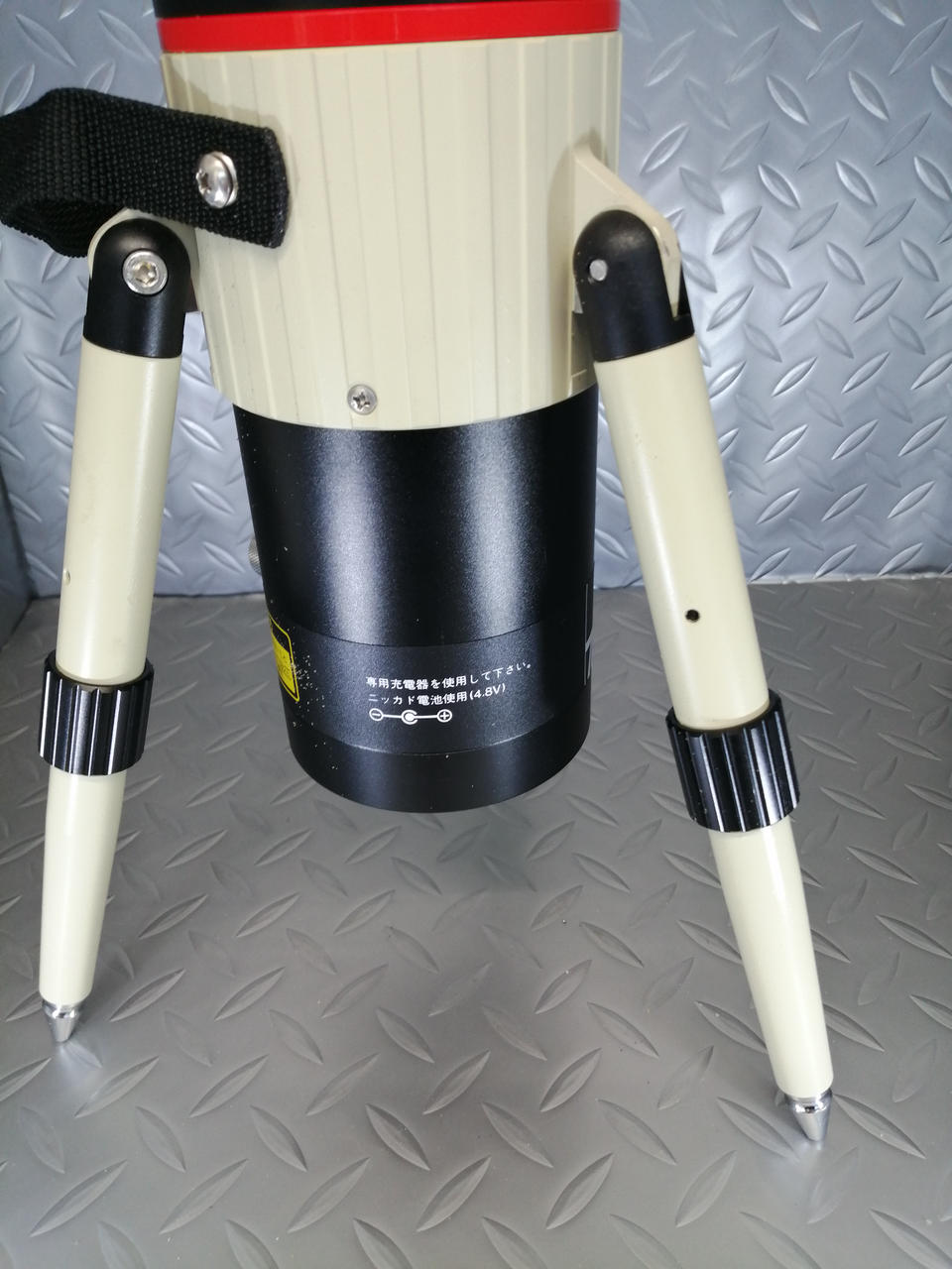 マキタ　レーザーライナー墨出し器　SK200 レーザーライナー墨出し器 SK200 - メルカリ