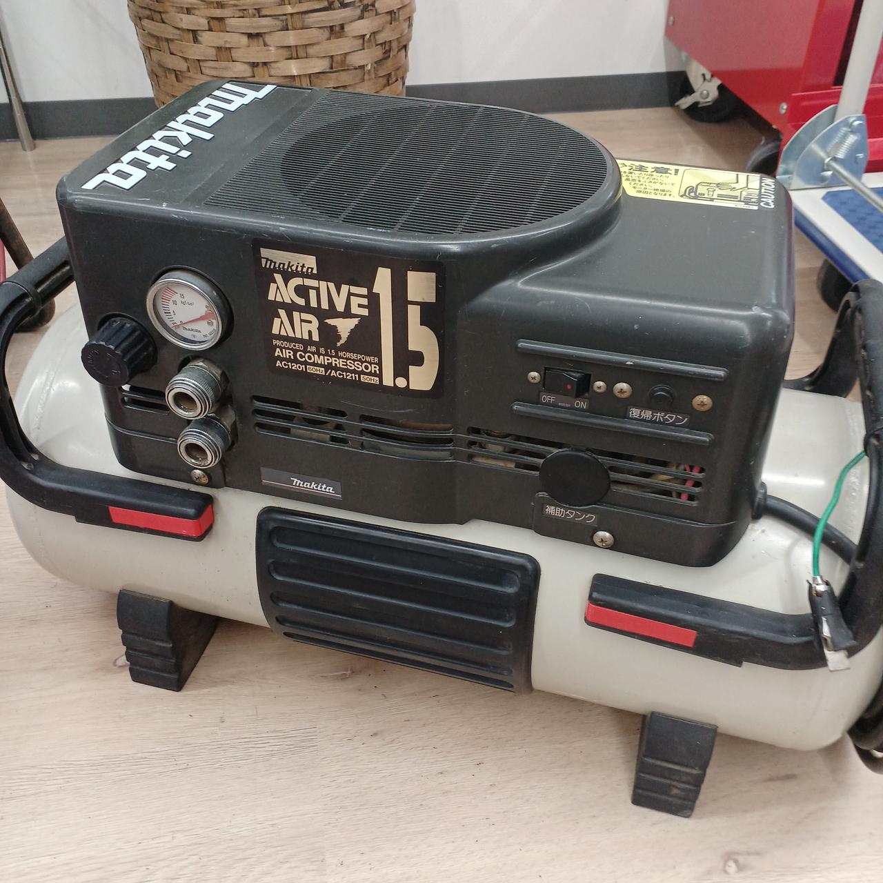 Makita - 【空条さま専用】マキタ　コンプレッサー【ジャンク】 Yahoo!オークション -「マキタコンプレッサージャンク」の落札