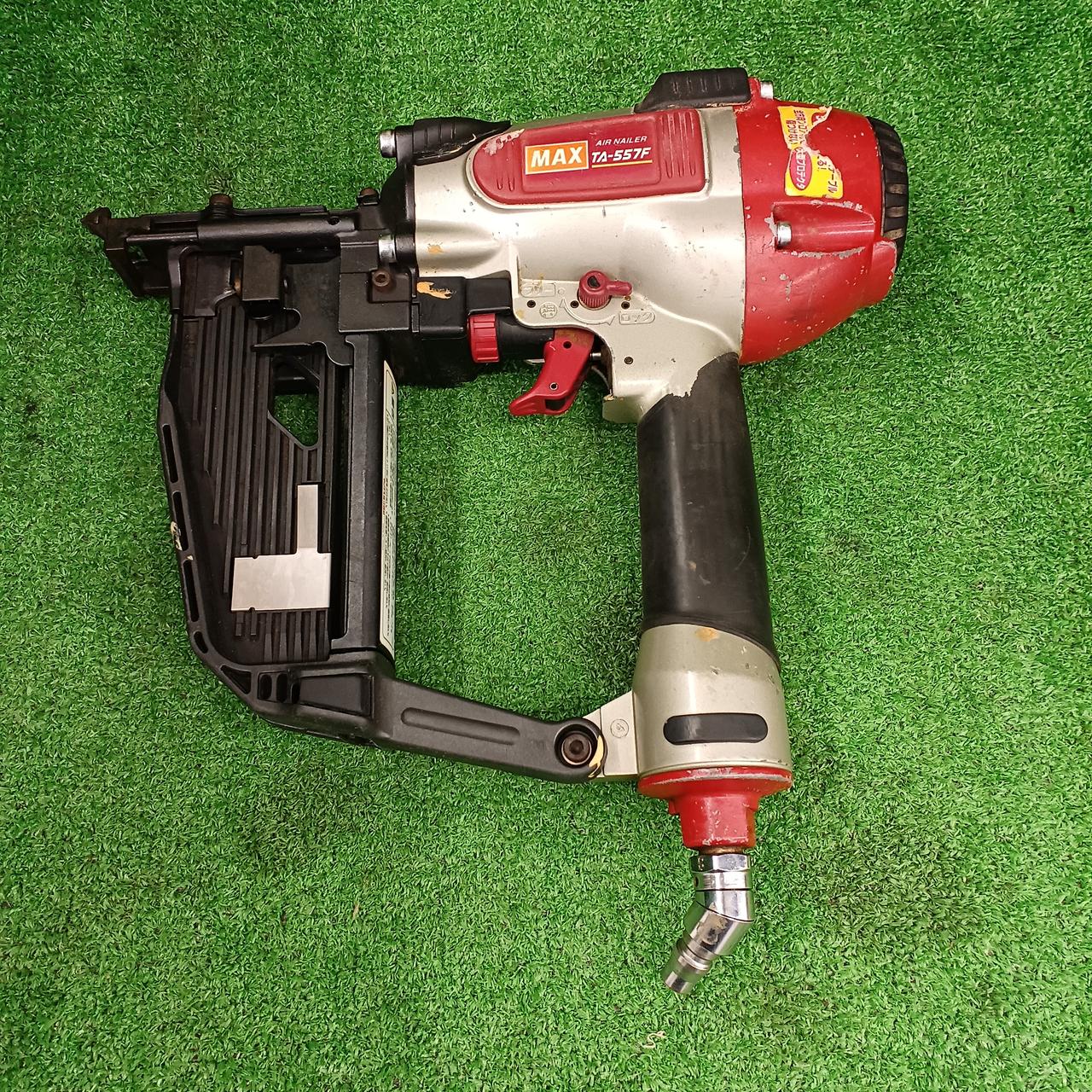 中古】MAX マックス TA-557F AIR NAILER エアネイラー 釘打機 電動工具