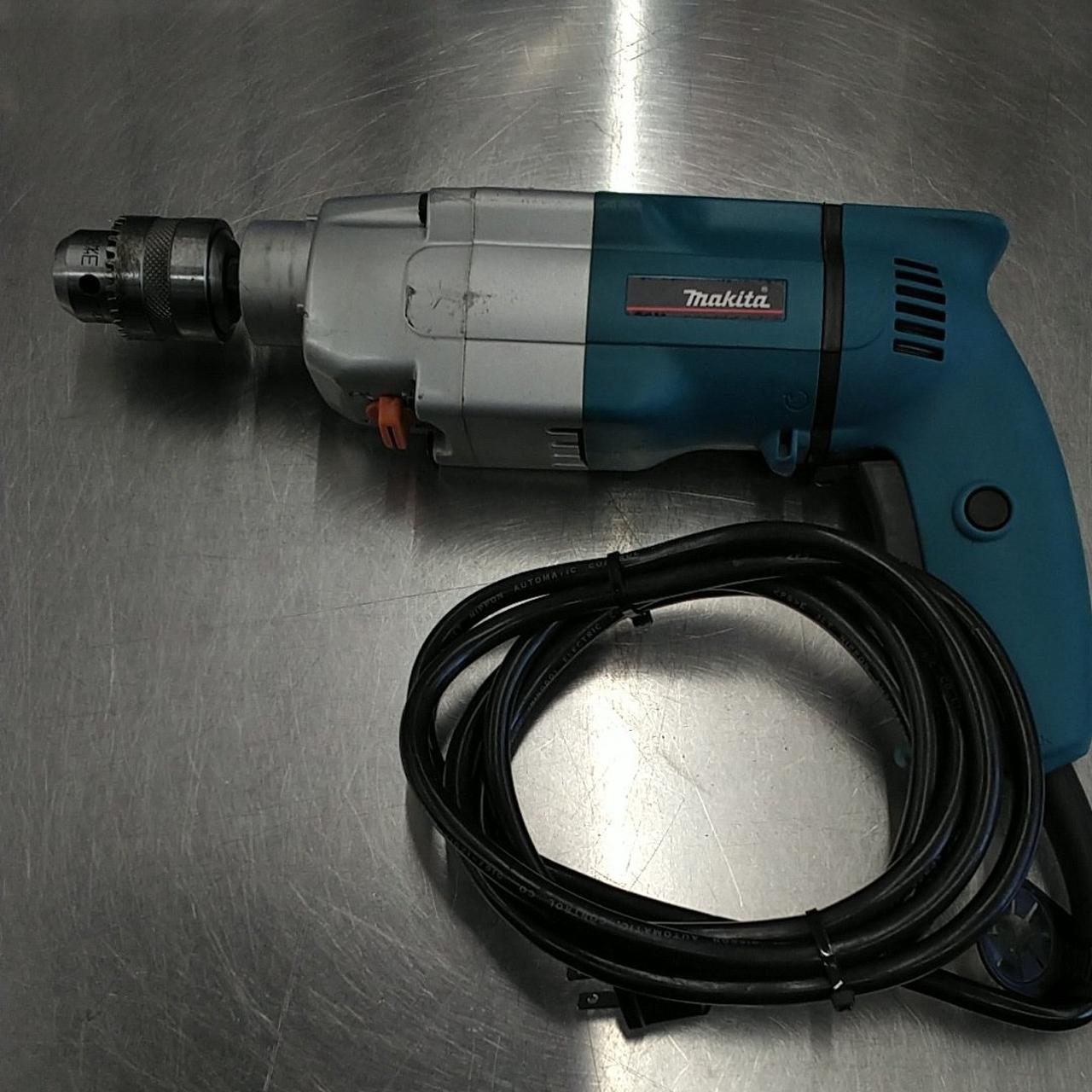 Makita - 予約済み、マキタM697DとRYOBI振動ドリル2台セット中古 予約済み、マキタM697DとRYOBI振動ドリル2台セット中古