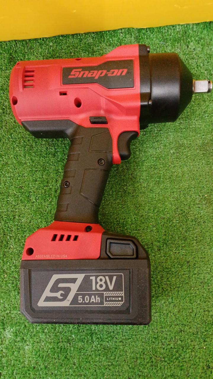 18Vスナップオン‼️12,7インパクト‼️動作OK値引き検討致します❗ 18Vスナップオン‼️12,7インパクト‼️動作OK値引き検討致します❗