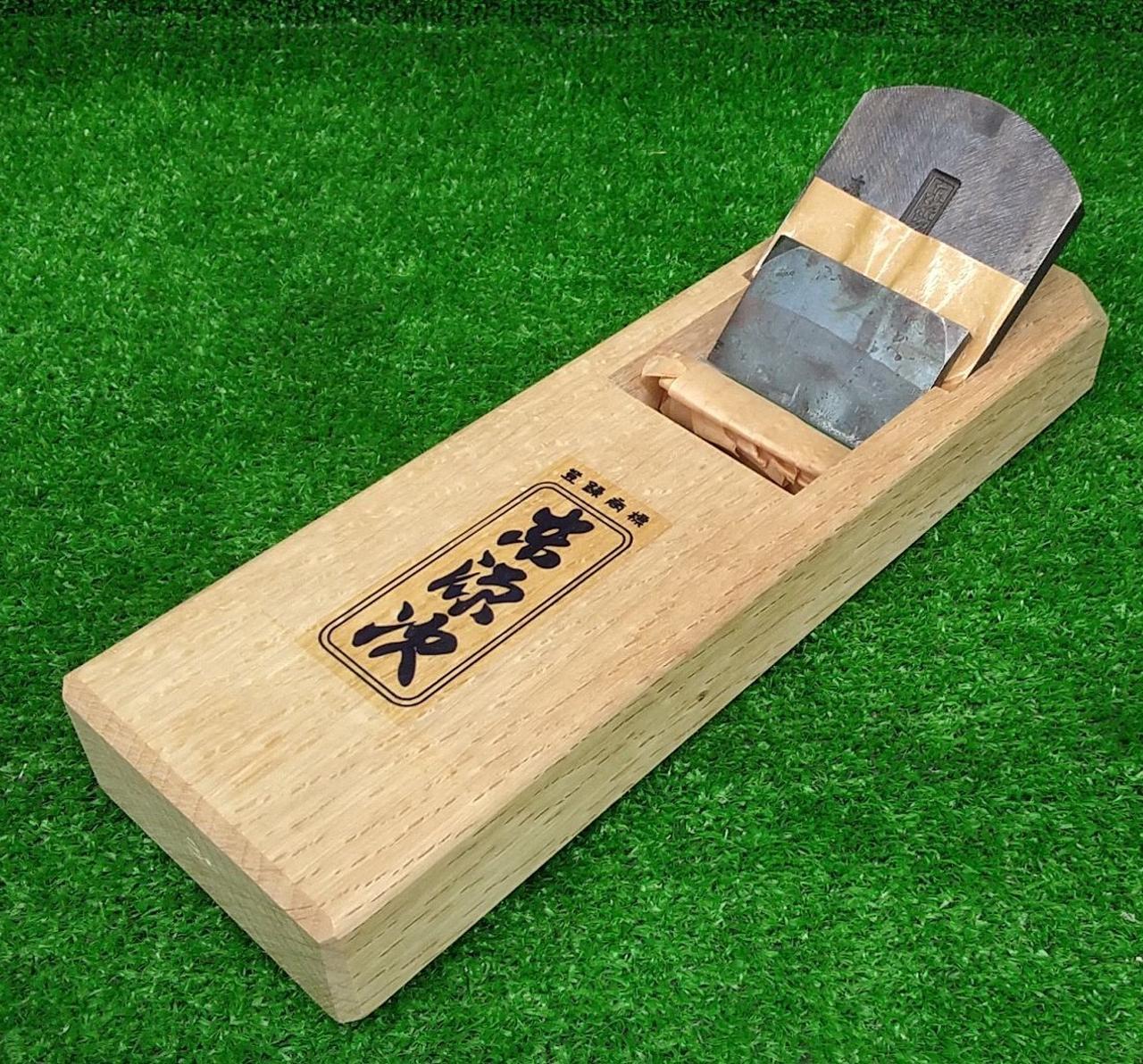 鉋 カンナ 大工道具 初弘 在銘鉋 高級鉋 本職用 宮大工古道具鑿