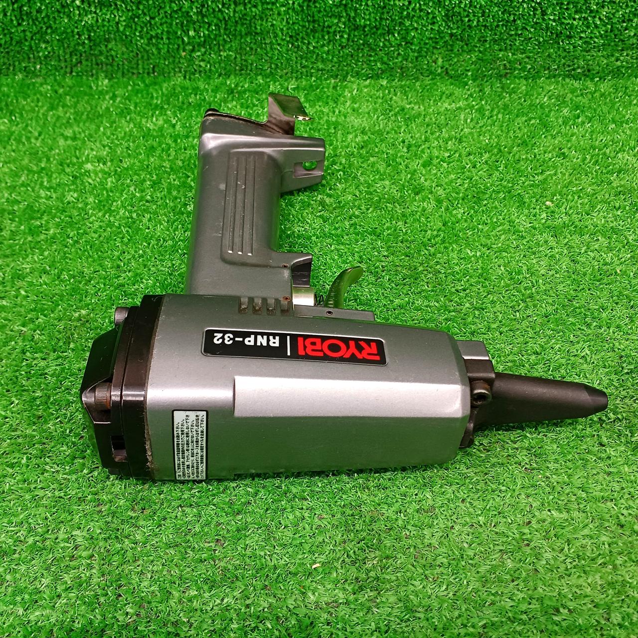 RYOBI　エア釘打機RF-500 Amazon | リョービ(RYOBI) ONE+ 18V 16ゲージ コードレス エア