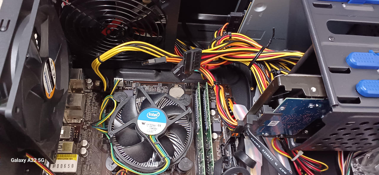 自作PC i5 6600/DDR4 16/H110M-A 自作PC i5 6600/DDR4 16/H110M-A
