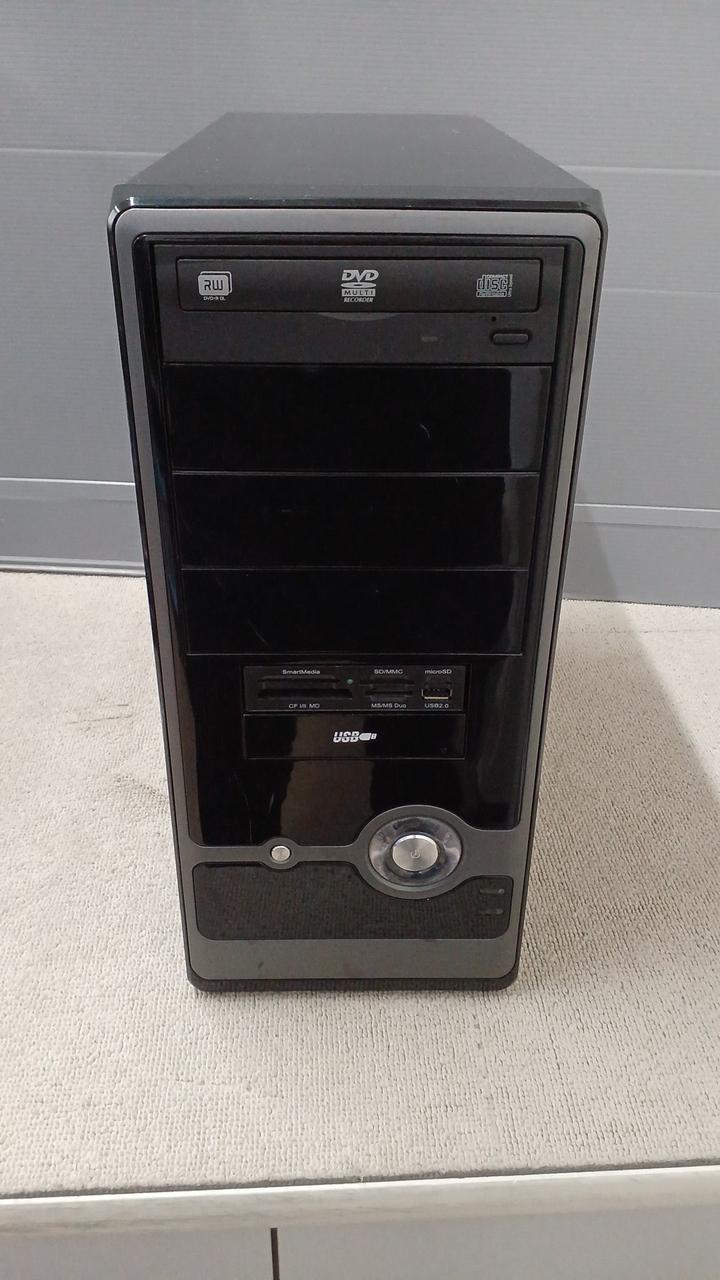 自作デスクトップPC 動作品 叶姉妹も泣いて喜ぶレベル】美し過ぎるグラボ開封！組みあがった