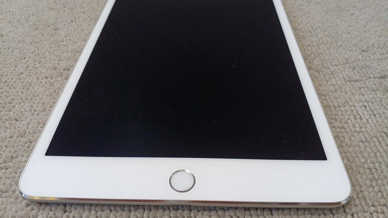 iPad mini4　MK9P2J/A　本体のみ （不具合あり） MK9Q2J/A｜Apple iPad mini 4 Wi-Fiモデル 128GB MK9Q2JA