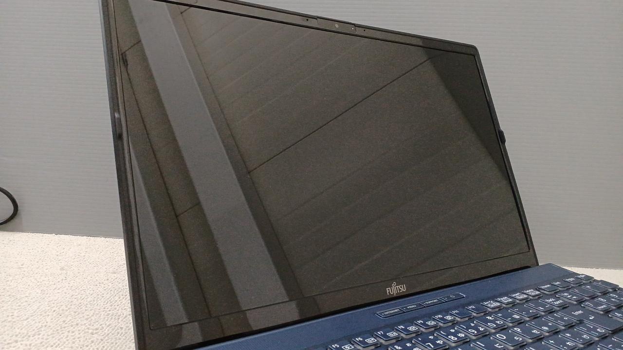 初心者歓迎☆快速でかんたん多機能☆Windows10黒ノートパソコン本体