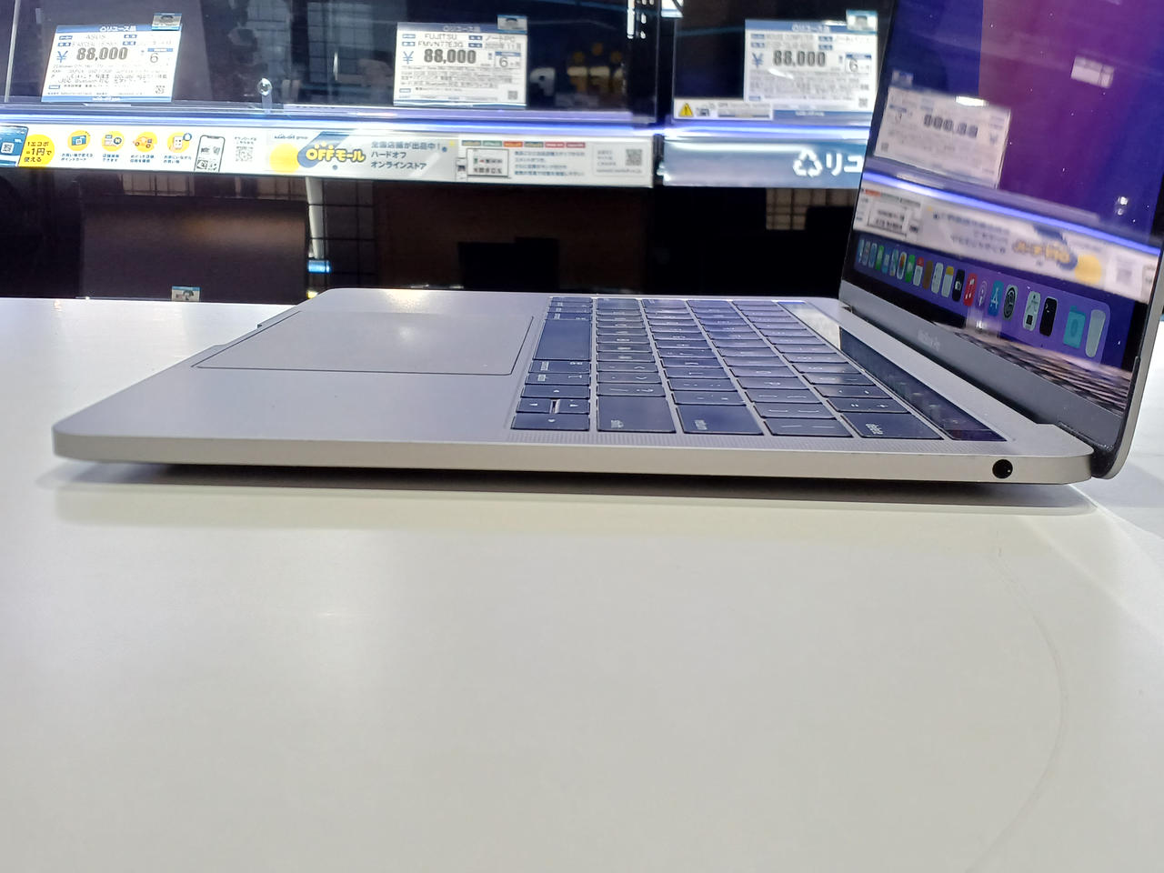 Apple -  だんさん専用です　　MacBookpro 2019 楽天市場】macbook pro 2019 type-cの通販