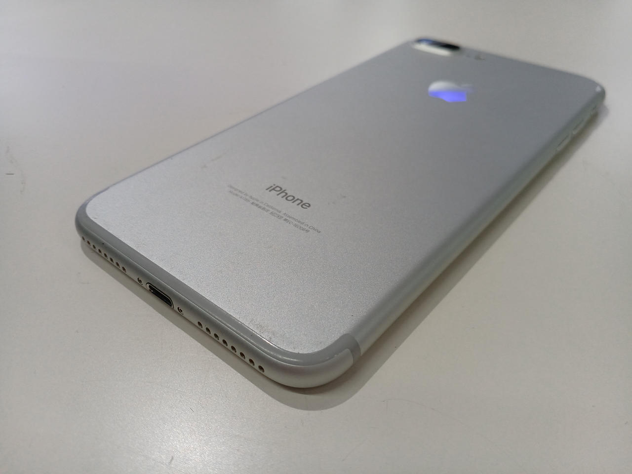 Apple - 【新品★特価最終値引】iPhone 7 Silver 32GB Softbank APPLE/SOFTBANK|IPHONE7PLUS|HARDOFFオフモール（オフモ