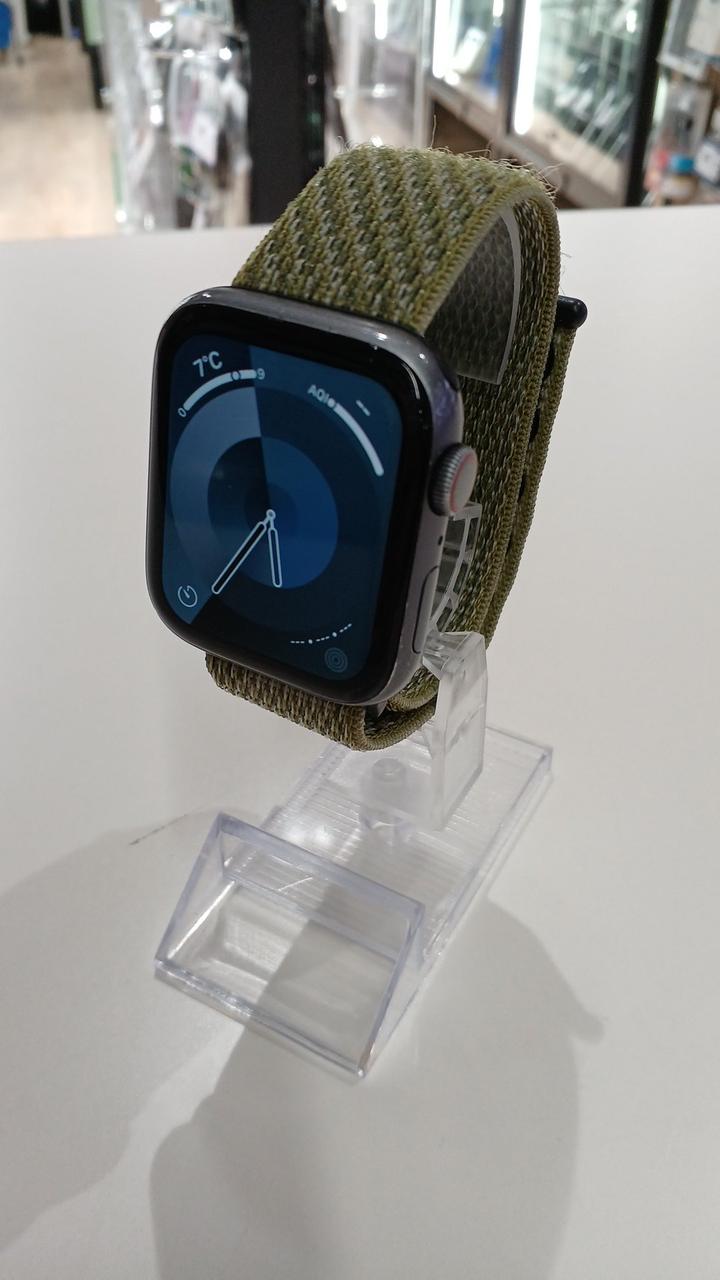 APPLE 型番：MTVV2J/A APPLE WATCH SERIES4