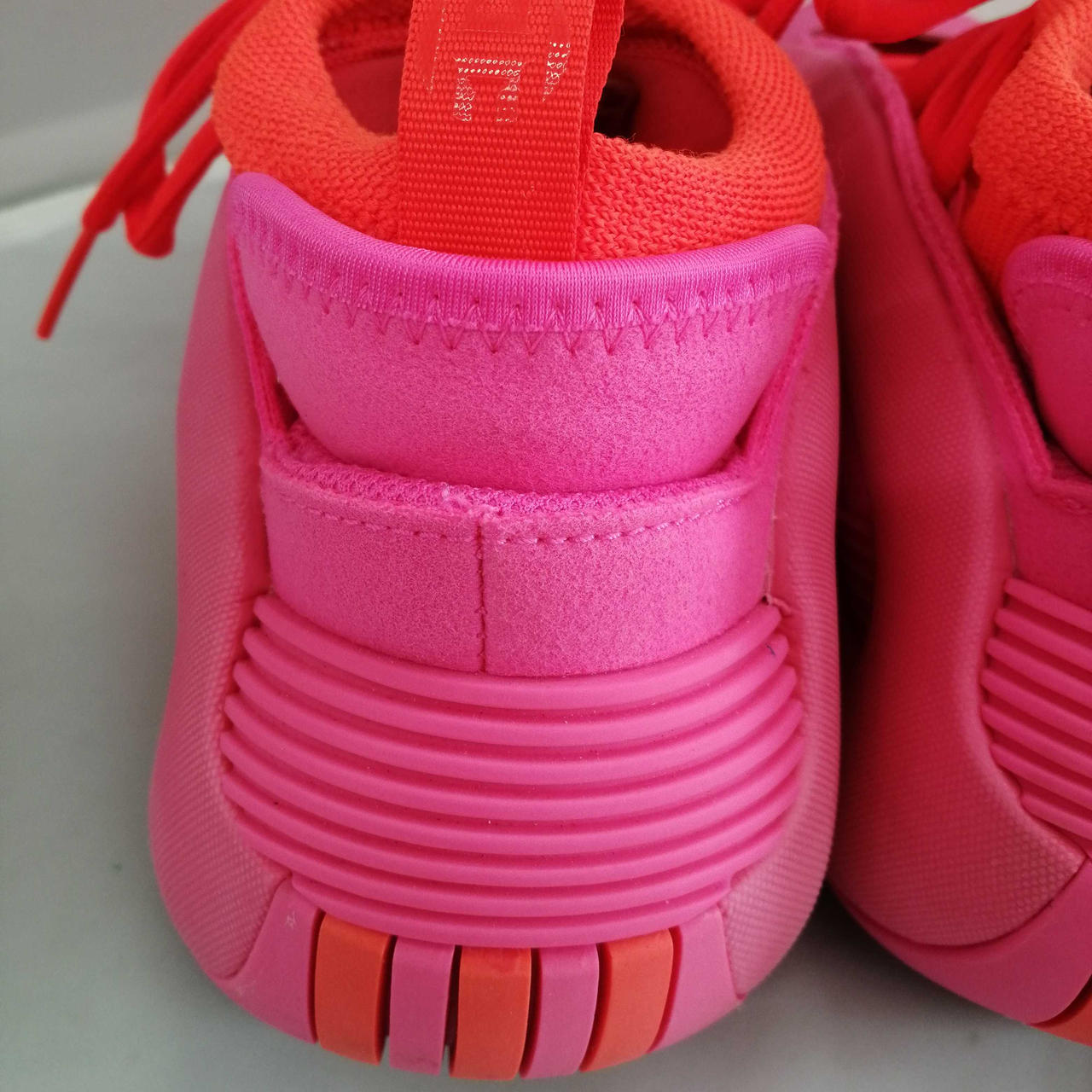 変色があります。