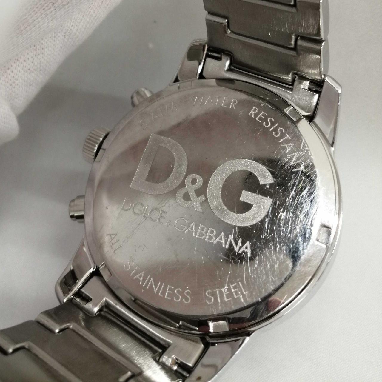 細かいキズがあります。