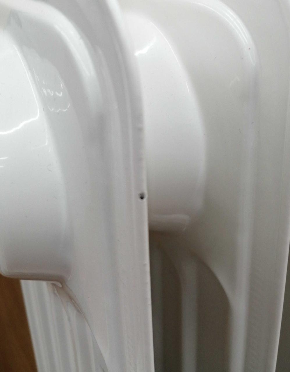 キズあります。